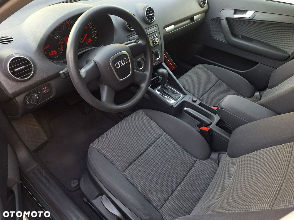 Audi A3 Sportback - 13
