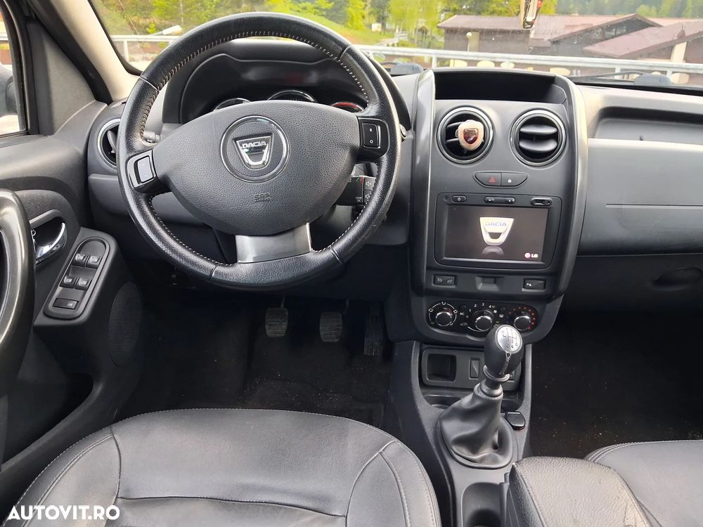 Dacia Duster 1.2 TCe 4x2 Laureate - 12