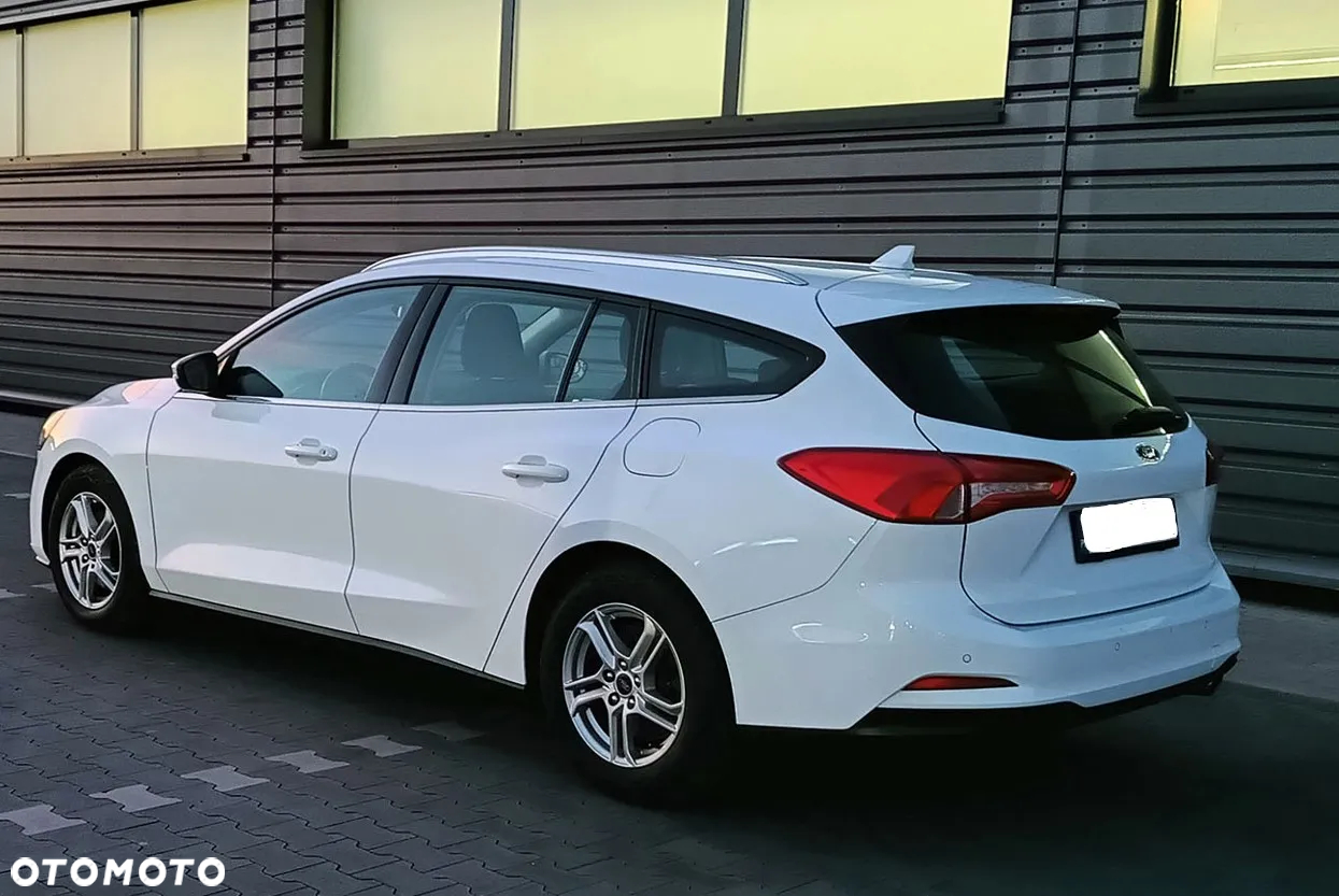 Ford Focus 1.5 EcoBlue Start-Stopp-System COOL&CONNECT - 10