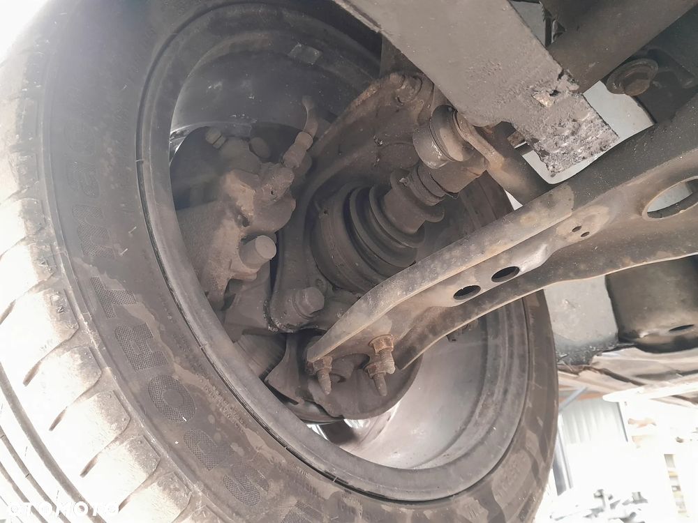 VW PASSAT B7 ZWROTNICA PRAWA PRZEDNIA - 1