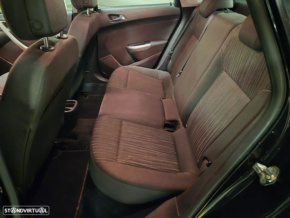 Opel Astra 1.7 CDTI Enjoy - 23