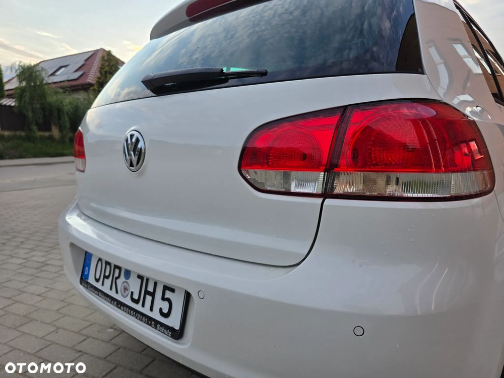 Volkswagen Golf 1.2 TSI BlueMotion Technology Style - 16