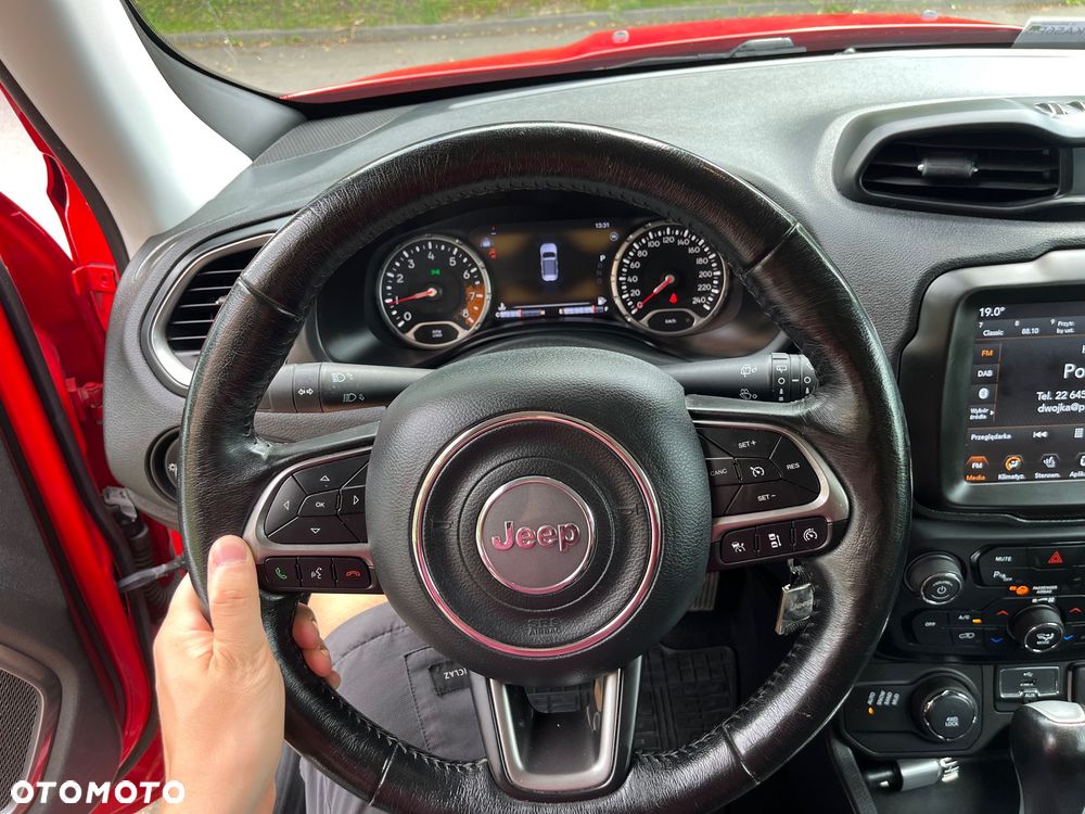 Jeep Renegade - 16