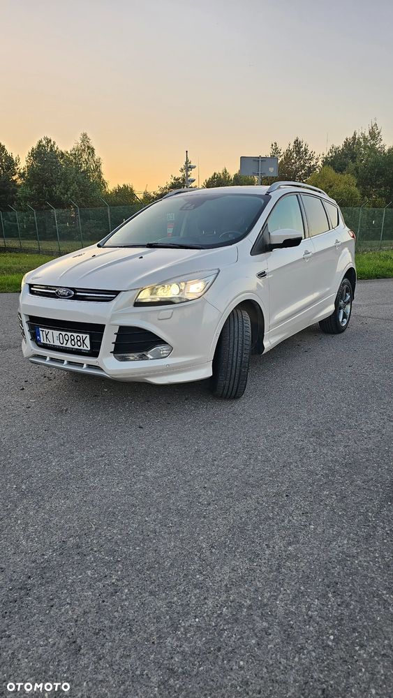 Ford Kuga - 19
