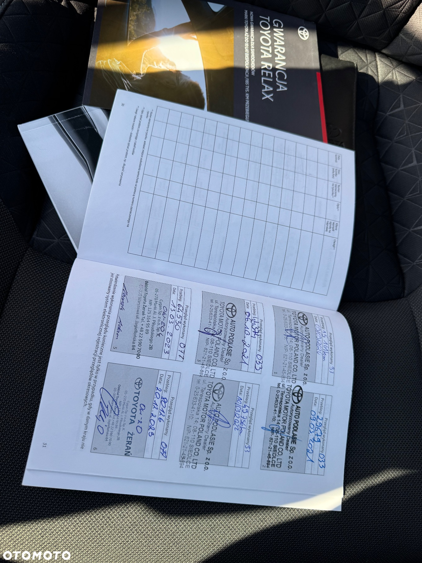 Toyota C-HR 2.0 Hybrid Black Edition - 14