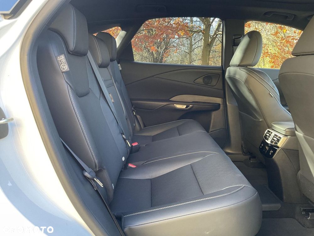 Lexus RX 450h+ F Sport Design - 16