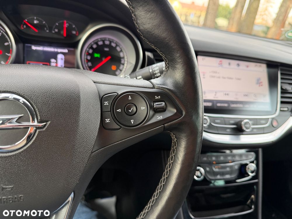 Opel Astra 1.6 Turbo Start/Stop Sports Tourer Innovation - 32