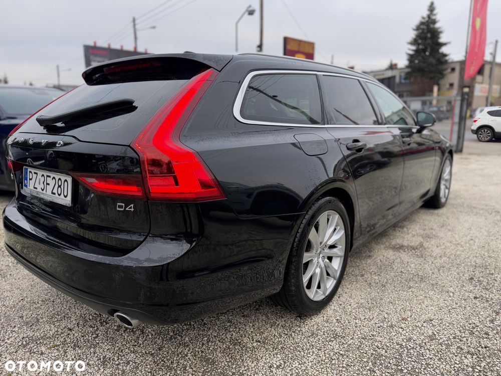 Volvo V90 D4 AWD Geartronic Momentum - 6