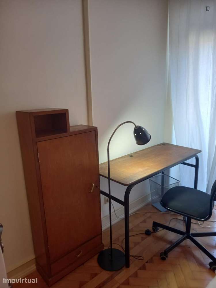 Quarto - localizado em Entrecampos Lisbon - Grande imagem: 2/7
