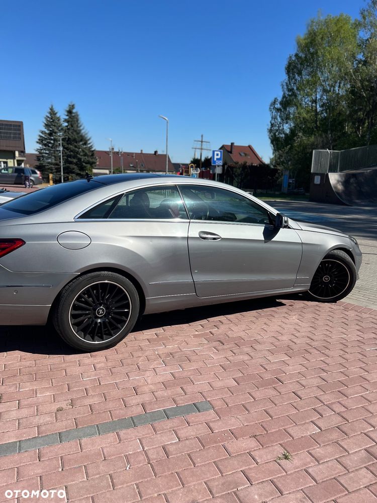 Mercedes-Benz Klasa E - 3