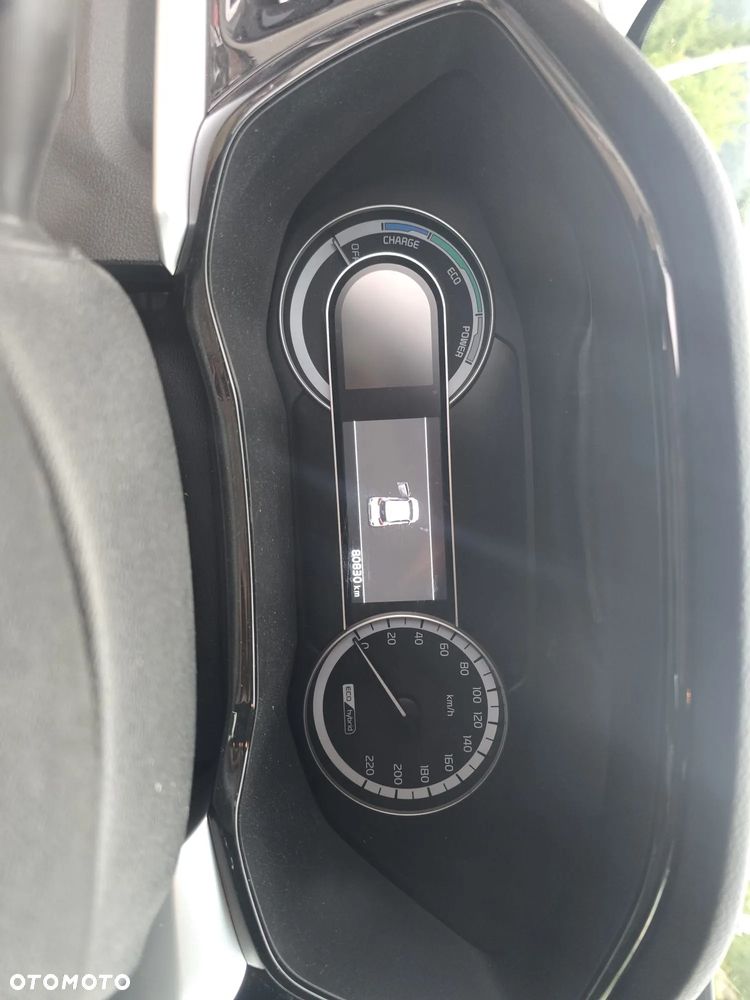 Kia Niro - 10