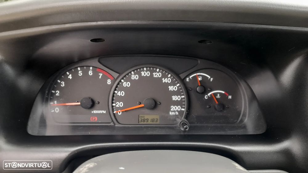 Suzuki Grand Vitara Metal Top 2.0 L - 22