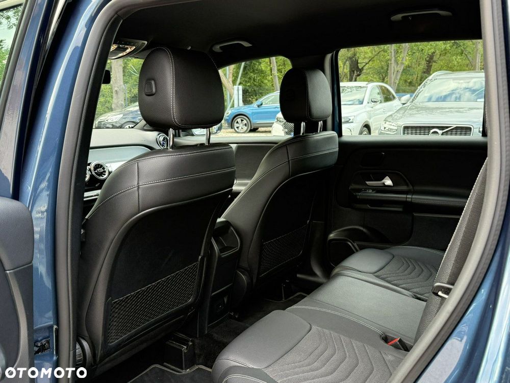 Mercedes-Benz GLB 200 7G-DCT - 15