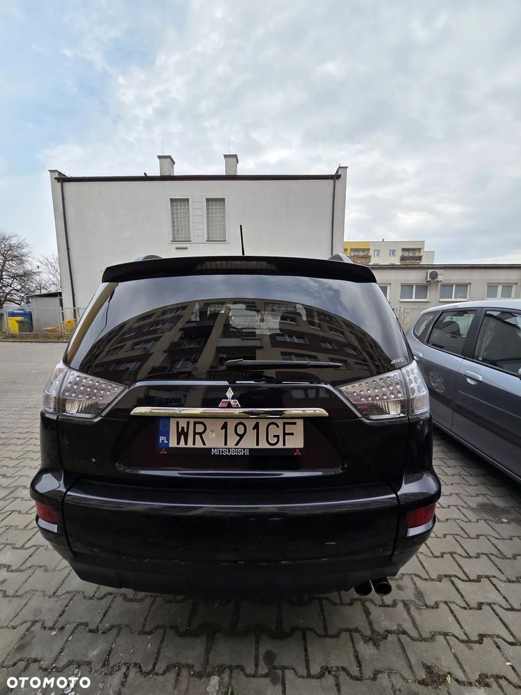 Mitsubishi Outlander 2.2 DID Intense EU5 - 3