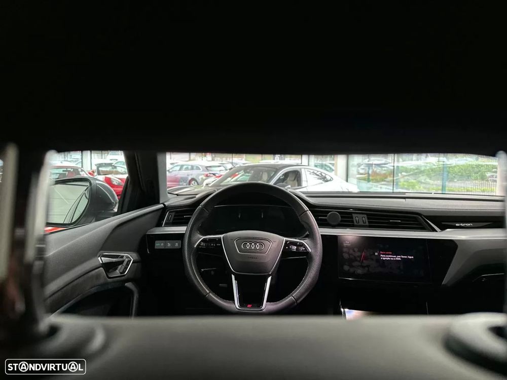 Audi Q8 e-Tron Sportback 50 quattro S line - 16