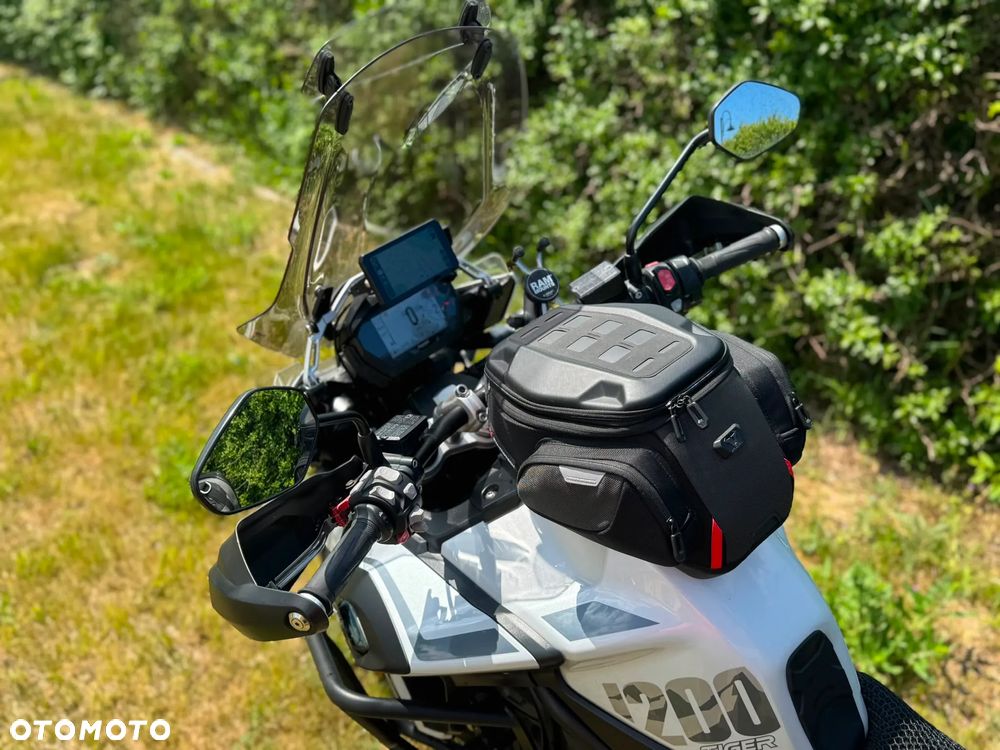 Triumph Tiger - 5