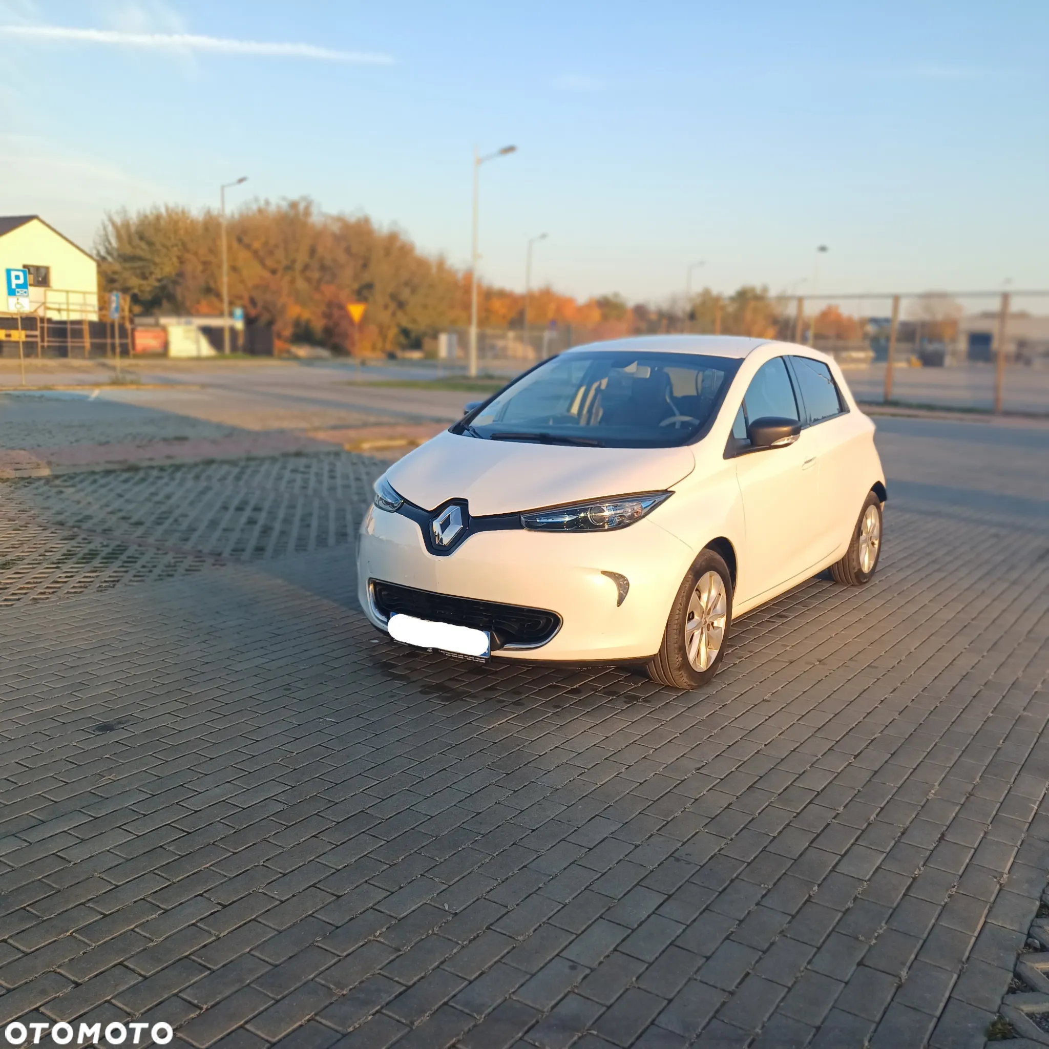 Renault Zoe - 12