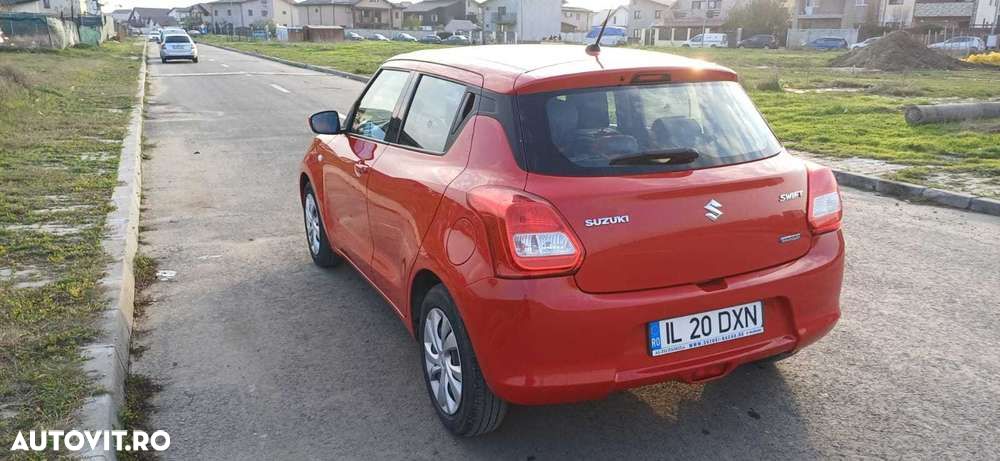 Suzuki Swift M-Hybrid 1.2 Cool - 8