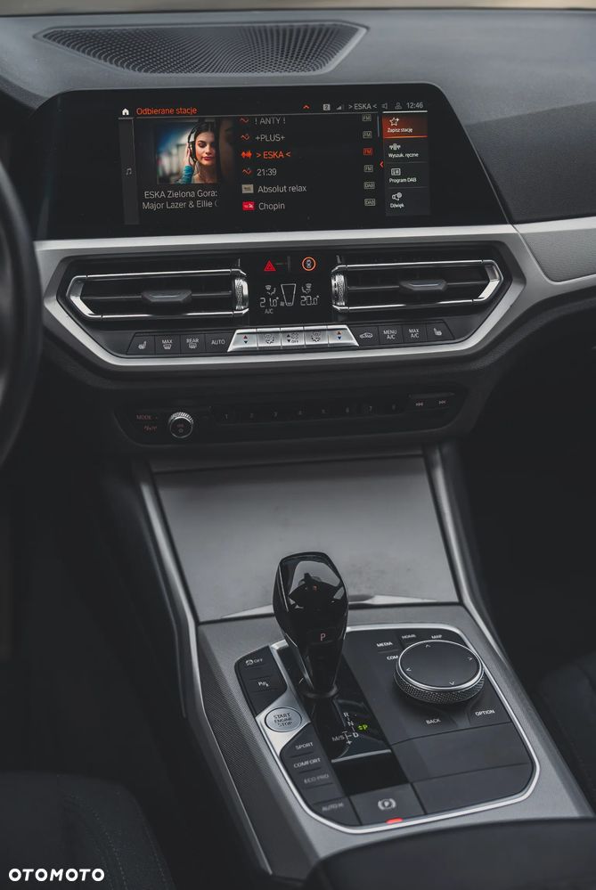BMW Seria 3 320d - 13