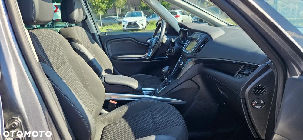 Opel Zafira 1.4 T Cosmo - 26