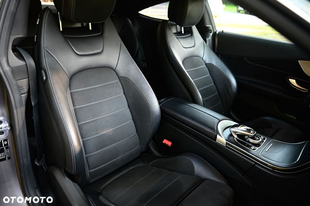 Mercedes-Benz Klasa C 200 4-Matic 9G-Tronic - 21
