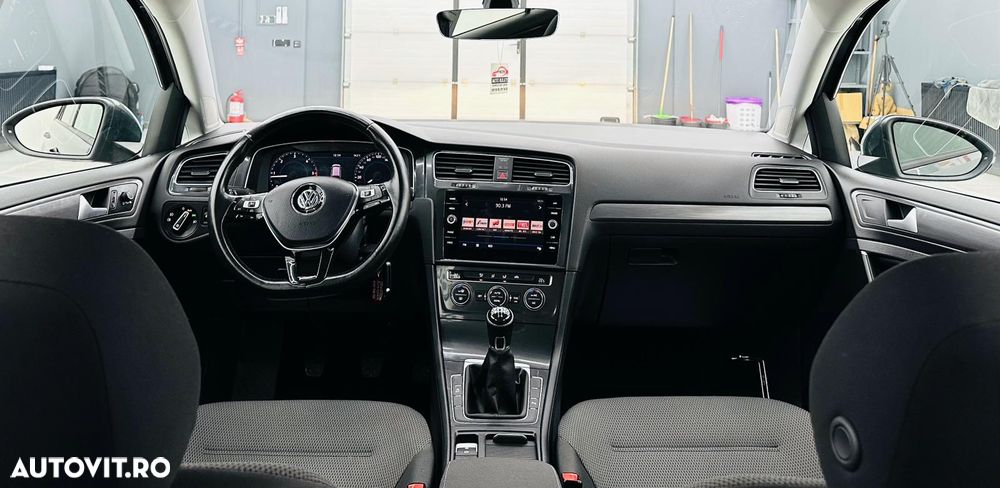 Volkswagen Golf 1.6 TDI (BlueMotion Technology) Trendline - 6