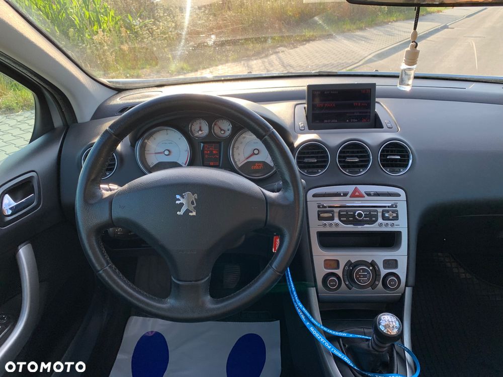 Peugeot 308 1.6 HDi Premium - 24