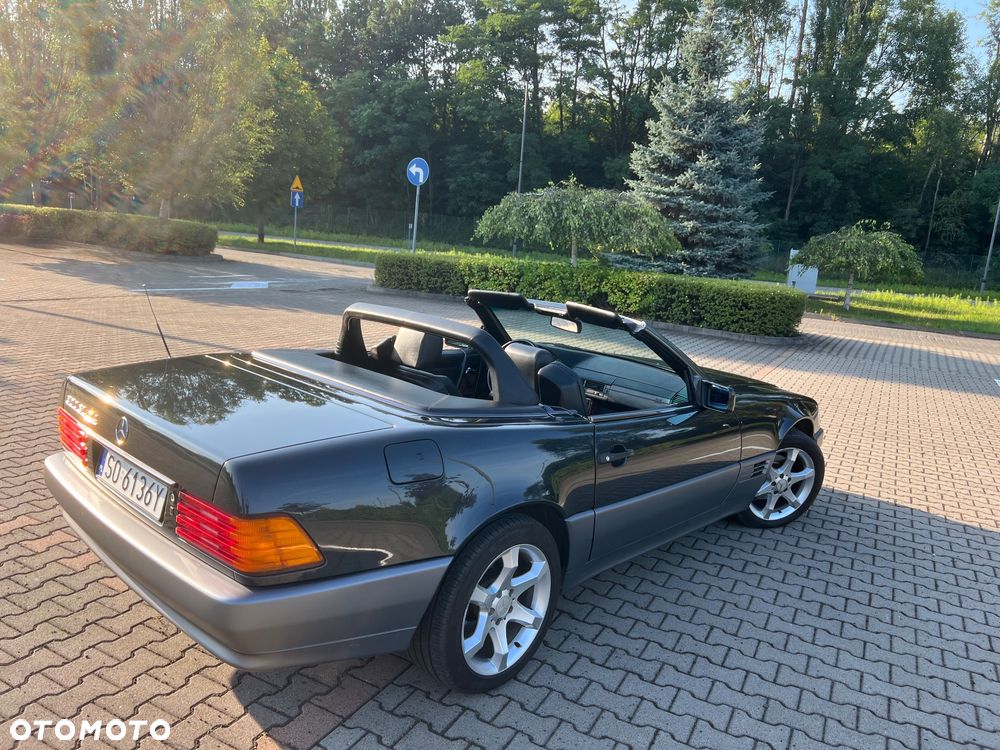 Mercedes-Benz SL - 23