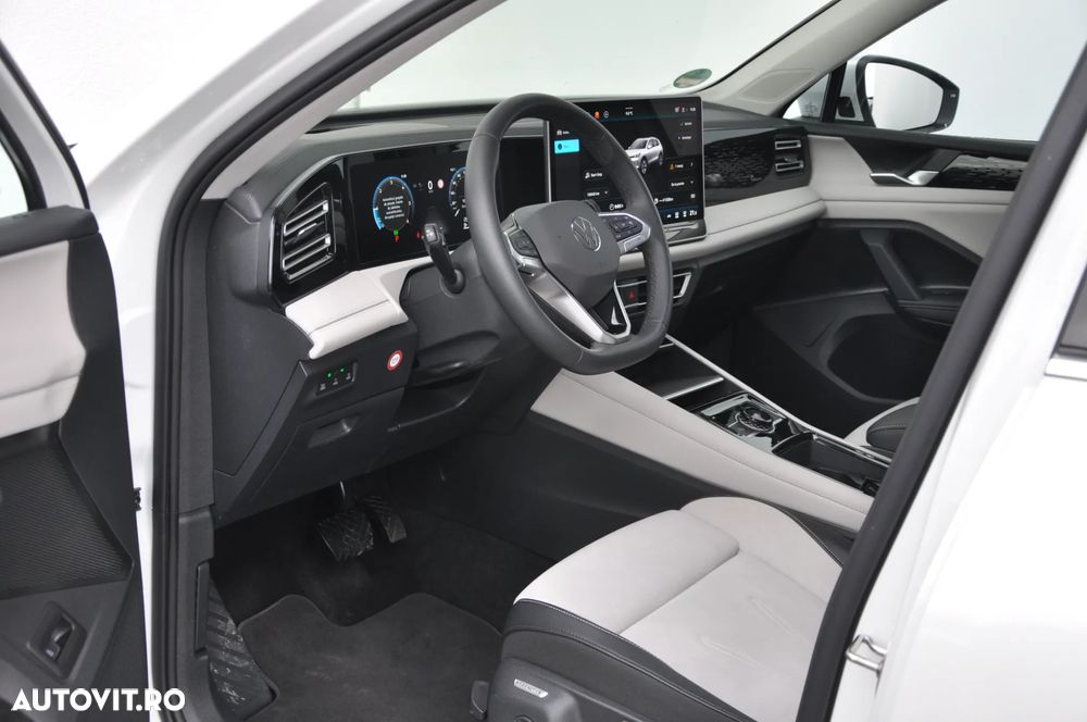 Volkswagen Tiguan 2.0 TDI DSG 4Motion Elegance - 10