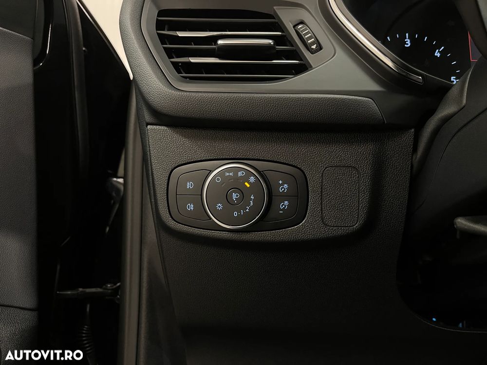 Ford Focus 1.5 EcoBlue Titanium - 23