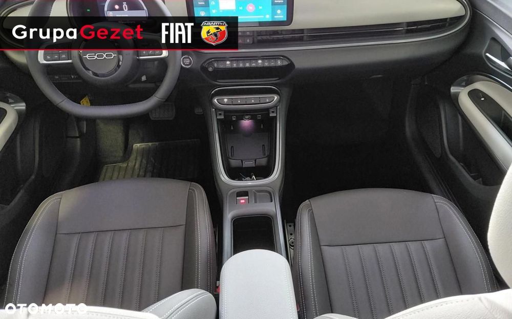 Fiat 600 1.2 Turbo La Prima eDCT - 8