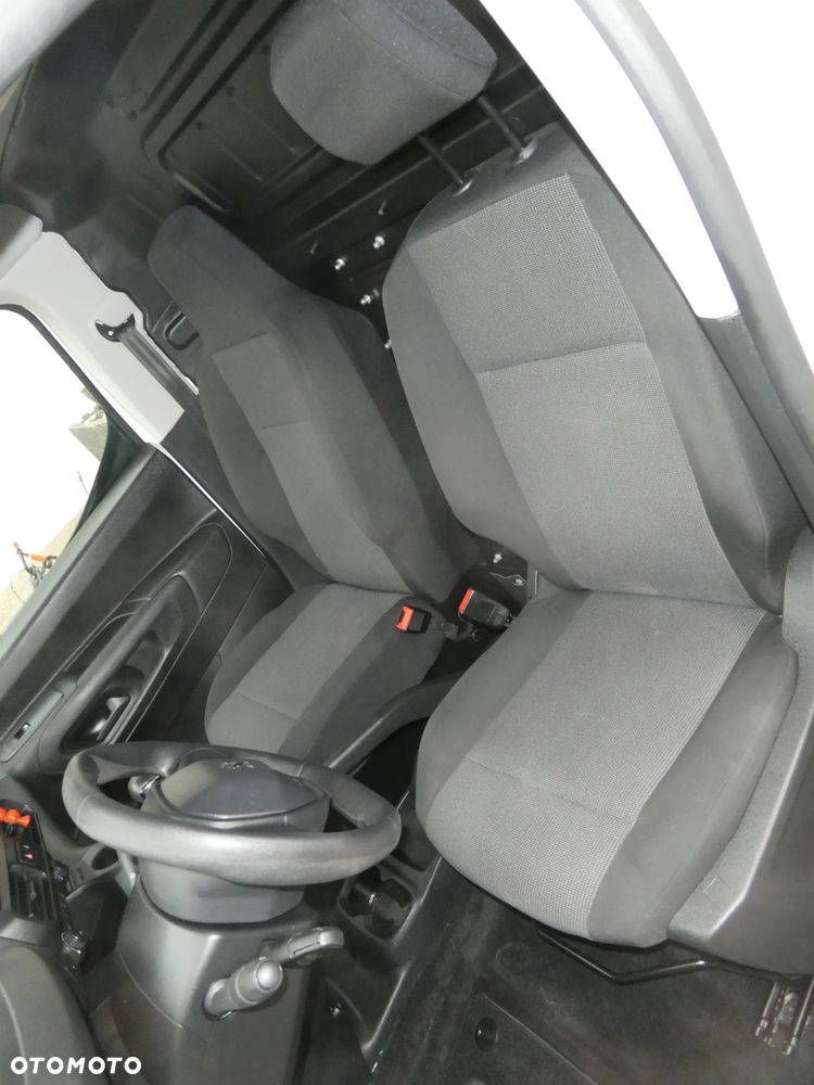 Peugeot PARTNER - 7
