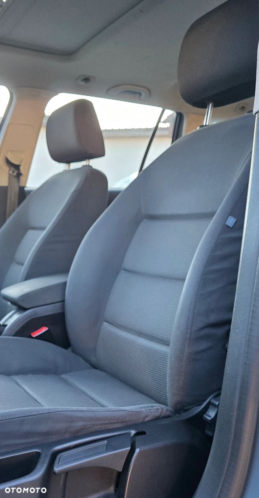 Skoda Octavia 1.6 Combi - 12