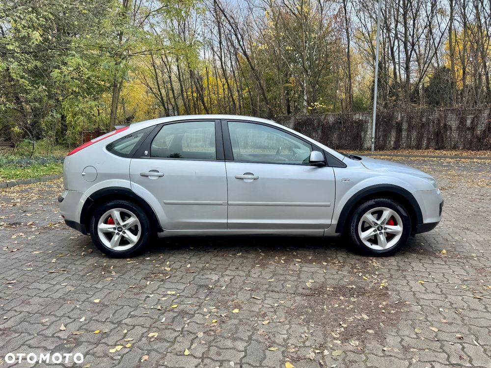 Ford Focus 2005 photo 3