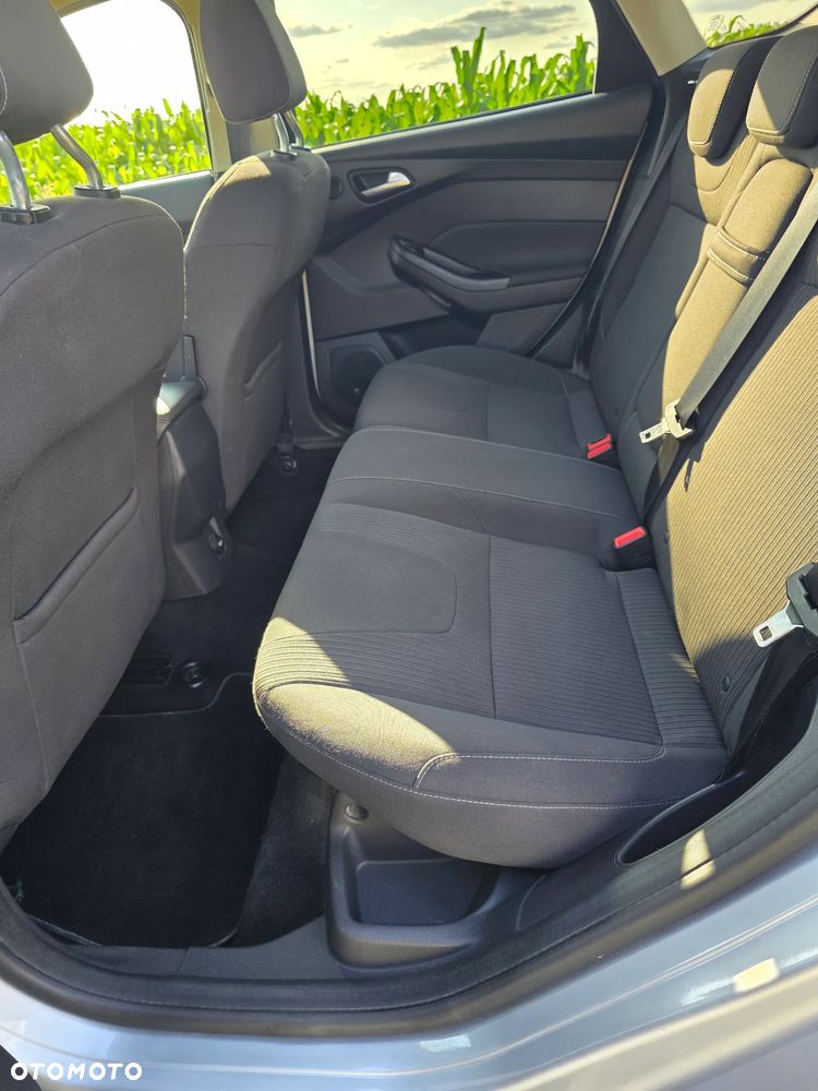 Ford Focus 1.6 TDCi DPF Start-Stopp-System Titanium - 17