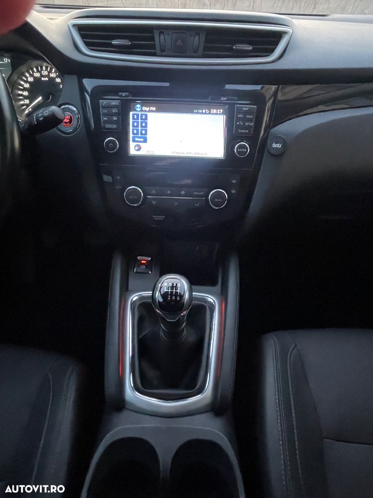 Nissan Qashqai 1.5 DCI Start/Stop Tekna - 8