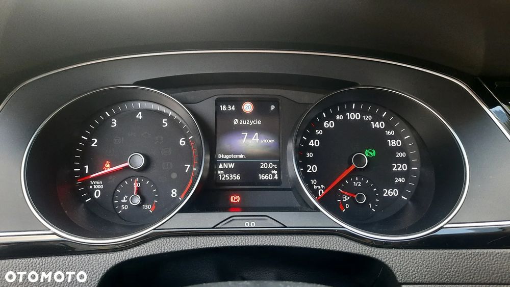 Volkswagen Passat 1.5 TSI EVO Business DSG - 14