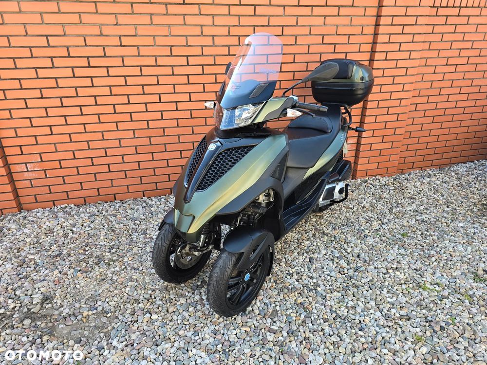 Piaggio MP-3 - 14