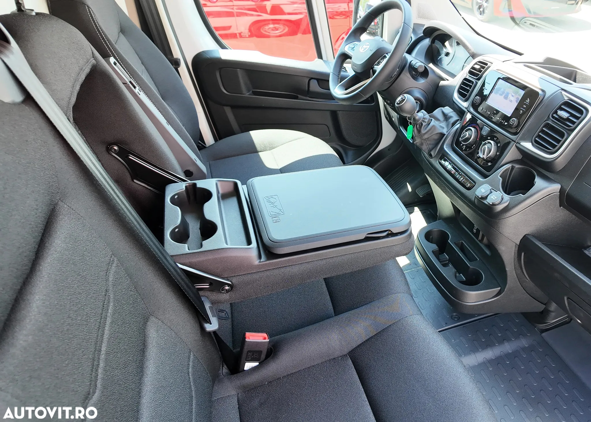 Toyota PROACE MAX VAN PANEL - 25
