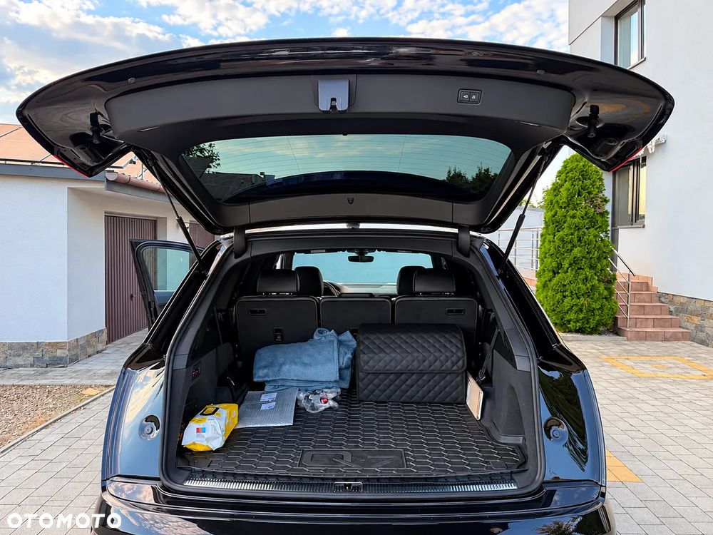 Audi Q7 - 9