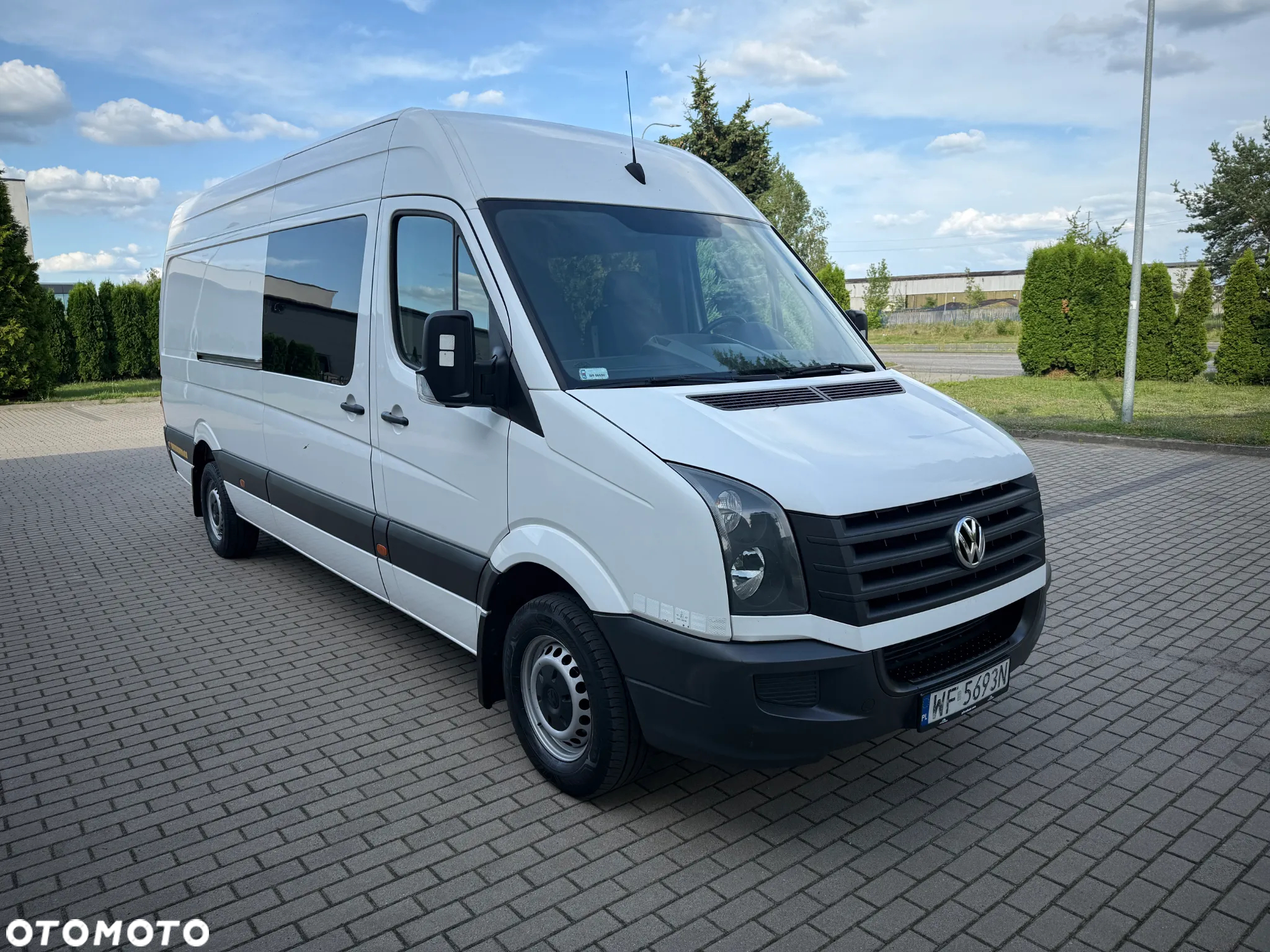 Volkswagen Crafter - 2