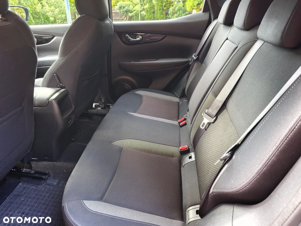 Nissan Qashqai 1.3 DIG-T N-Connecta DCT - 12