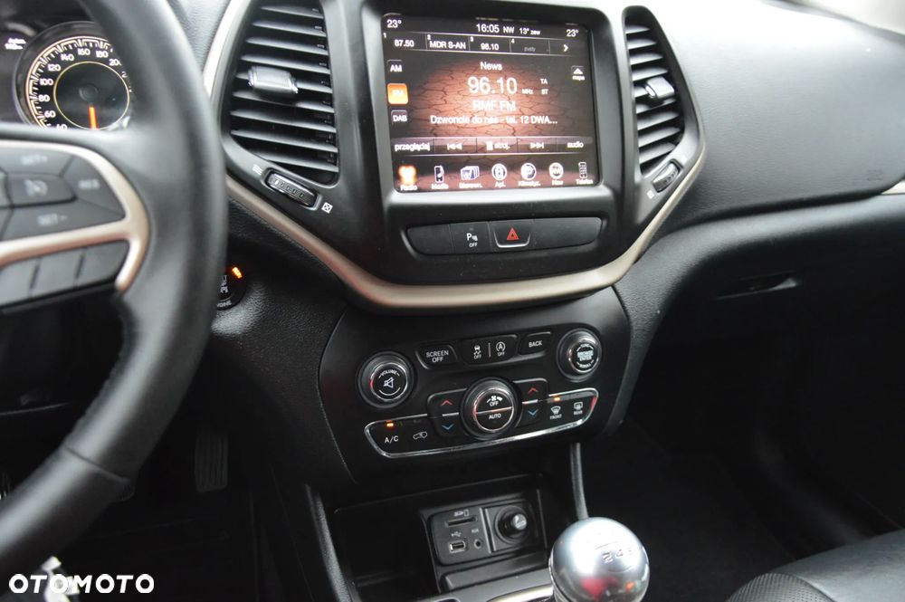 Jeep Cherokee 2.0 Multijet Sport - 21