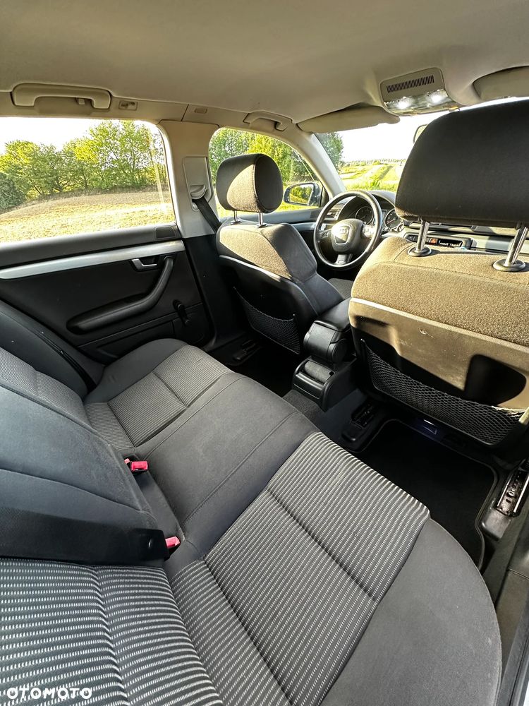 Audi A4 Avant - 9
