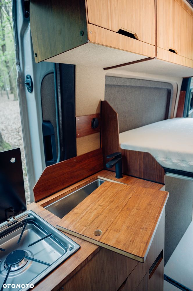Volkswagen CRAFTER - 11