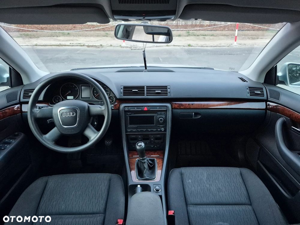 Audi A4 Avant 1.8 T - 11