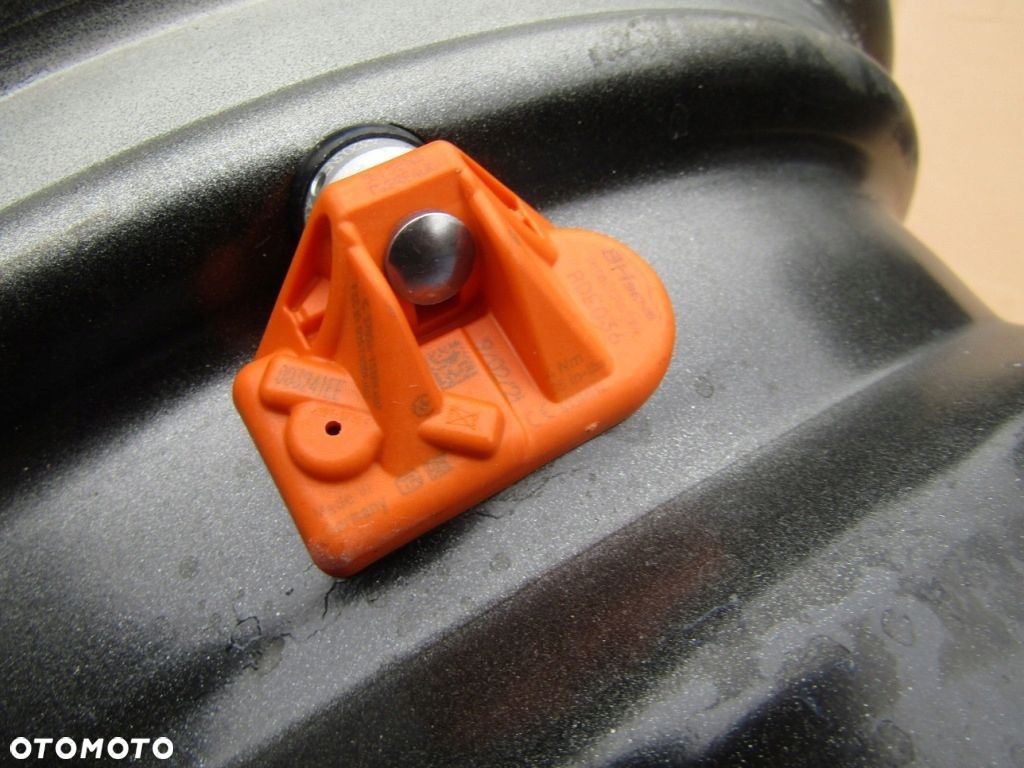 1x Felga 15 Fiat Ducato Peugeot Boxer Citroen Jumper 6j 5x118 ET68  TPMS - 4