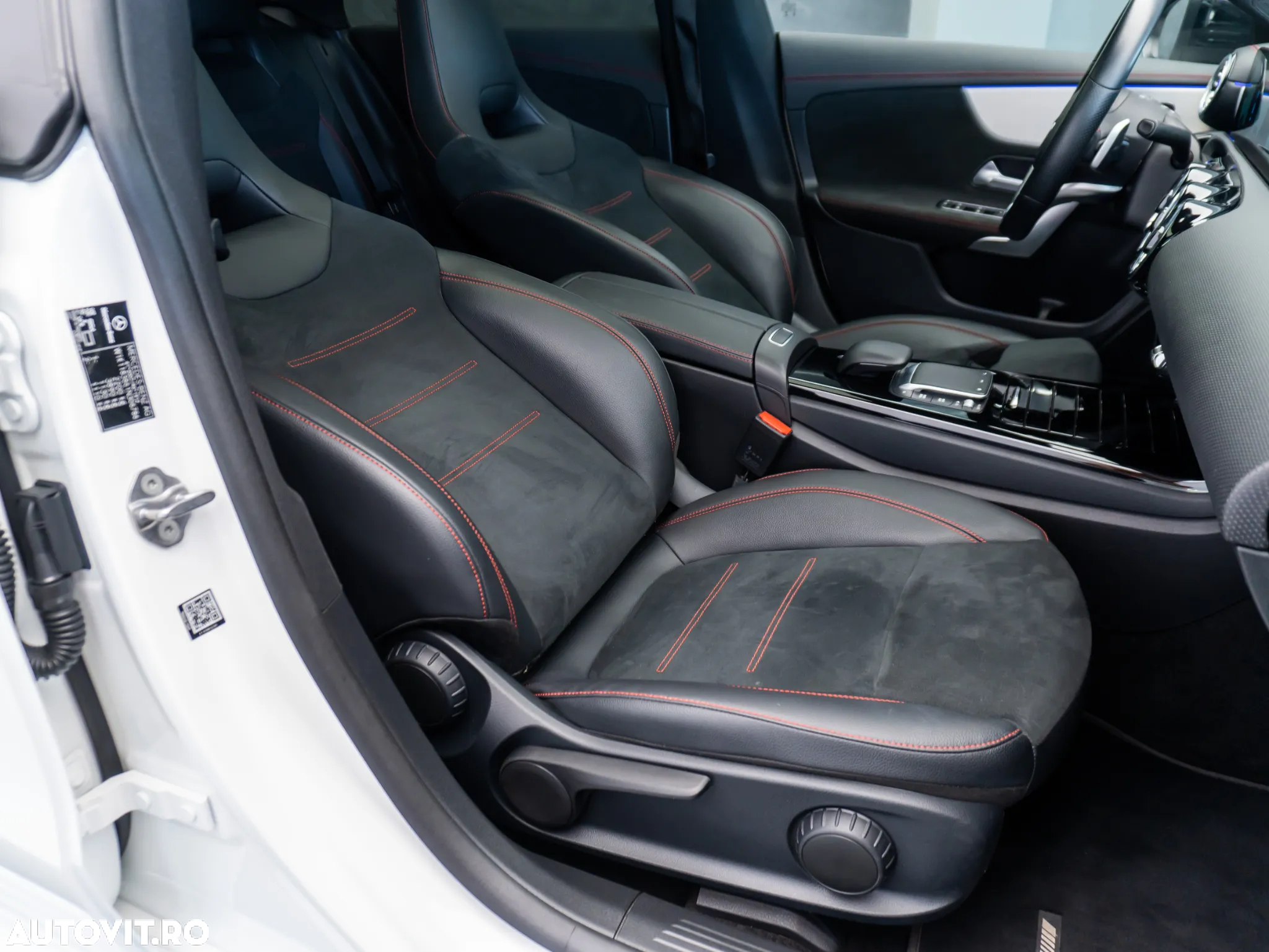 Mercedes-Benz CLA 250 e 8G-DCT AMG Line - 8