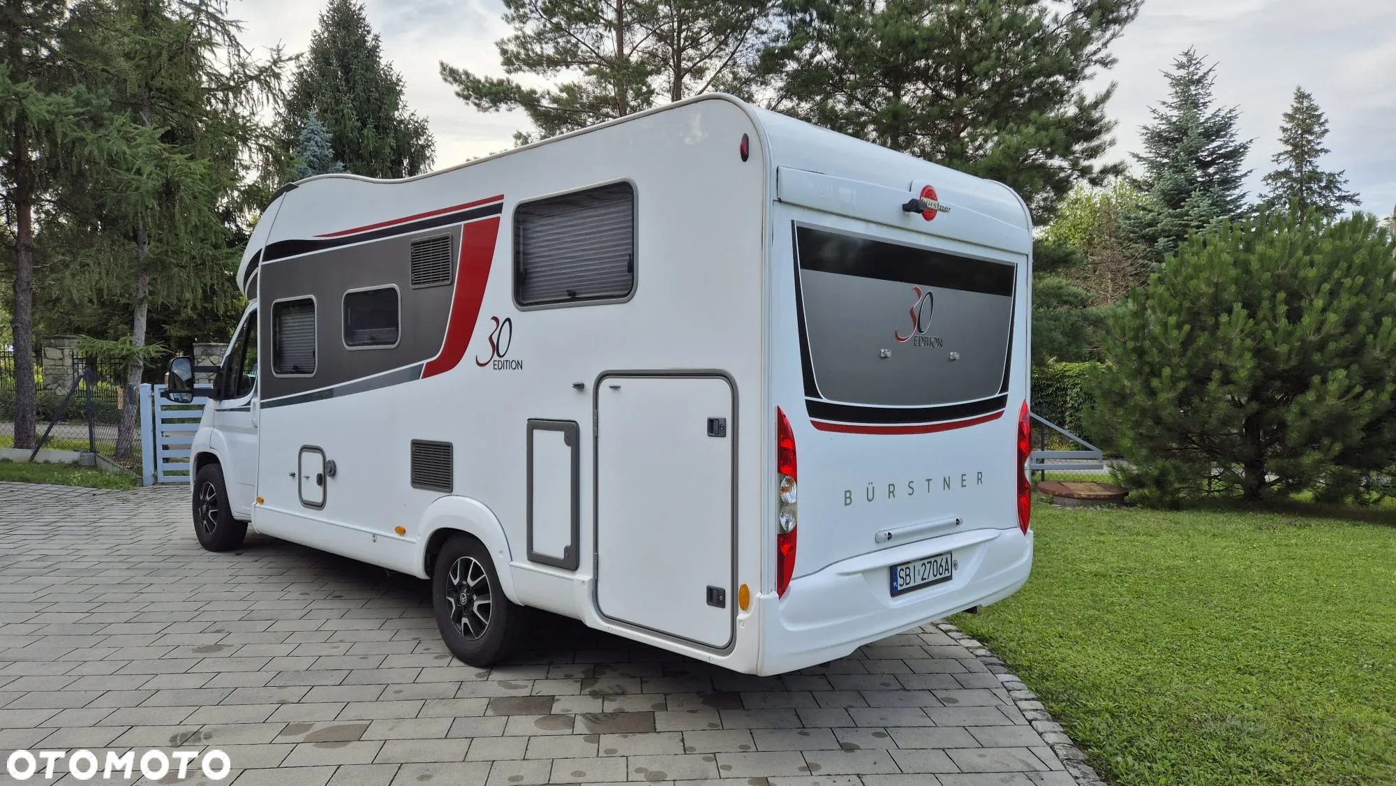 Burstner Ixeo 726G - 4