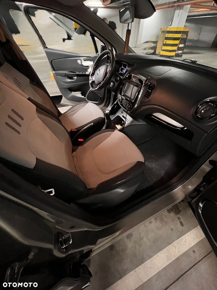 Renault Captur - 16